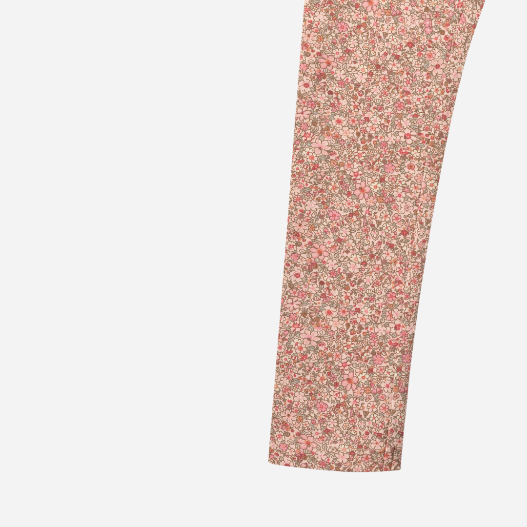 Sold at Bombon shop, designed by Wheat, these floral leggings feature a delicate dusty pink print and a comfy elastic waistband. zoom bottom