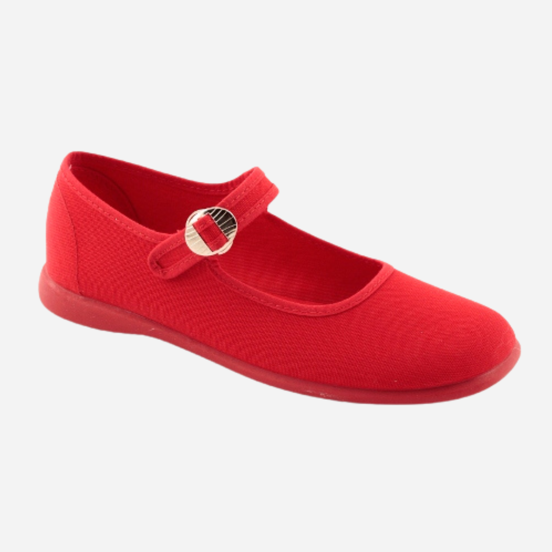 sold at Bombon shop and hand crafted in Spain, these timeless Mary Jane shoe in red for baby girls and toddlers is perfect to complete any outfit.