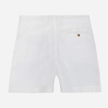 Sold at Bombon shop, desined by Al Agua Patos brand, this white linen bermuda short for baby boys and toddlers is perfect to complete any outfit for spring and summer.Back view