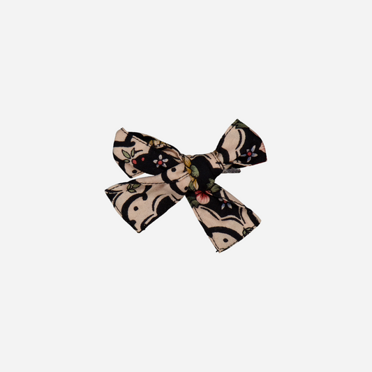 Hair Clip, 100% ECOVERO® Viscose. front view