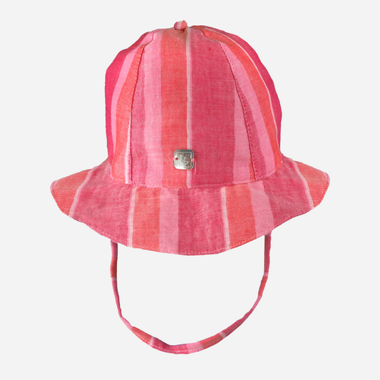 sold at Bombon shop, designed by Al Agua Patos Brand, this madras print baby hat provides sun coverage. Perfect for summer. front view