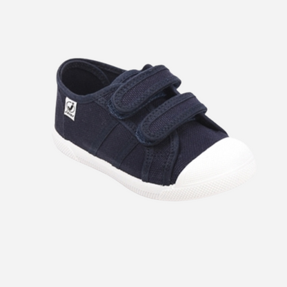 sold at Bombon shop, these navy velcro sneakers are Designed for play and everyday wear. The lightweight design and easy velcro straps. 