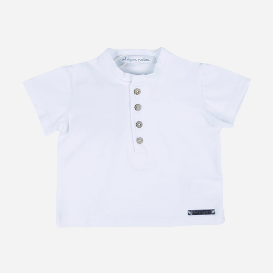 Sold at Bombon shop, designed by Al Agua Patos brand, this white t-shirt is fresh and versatile, matches any bottom! and perfect for spring and summer. Front view